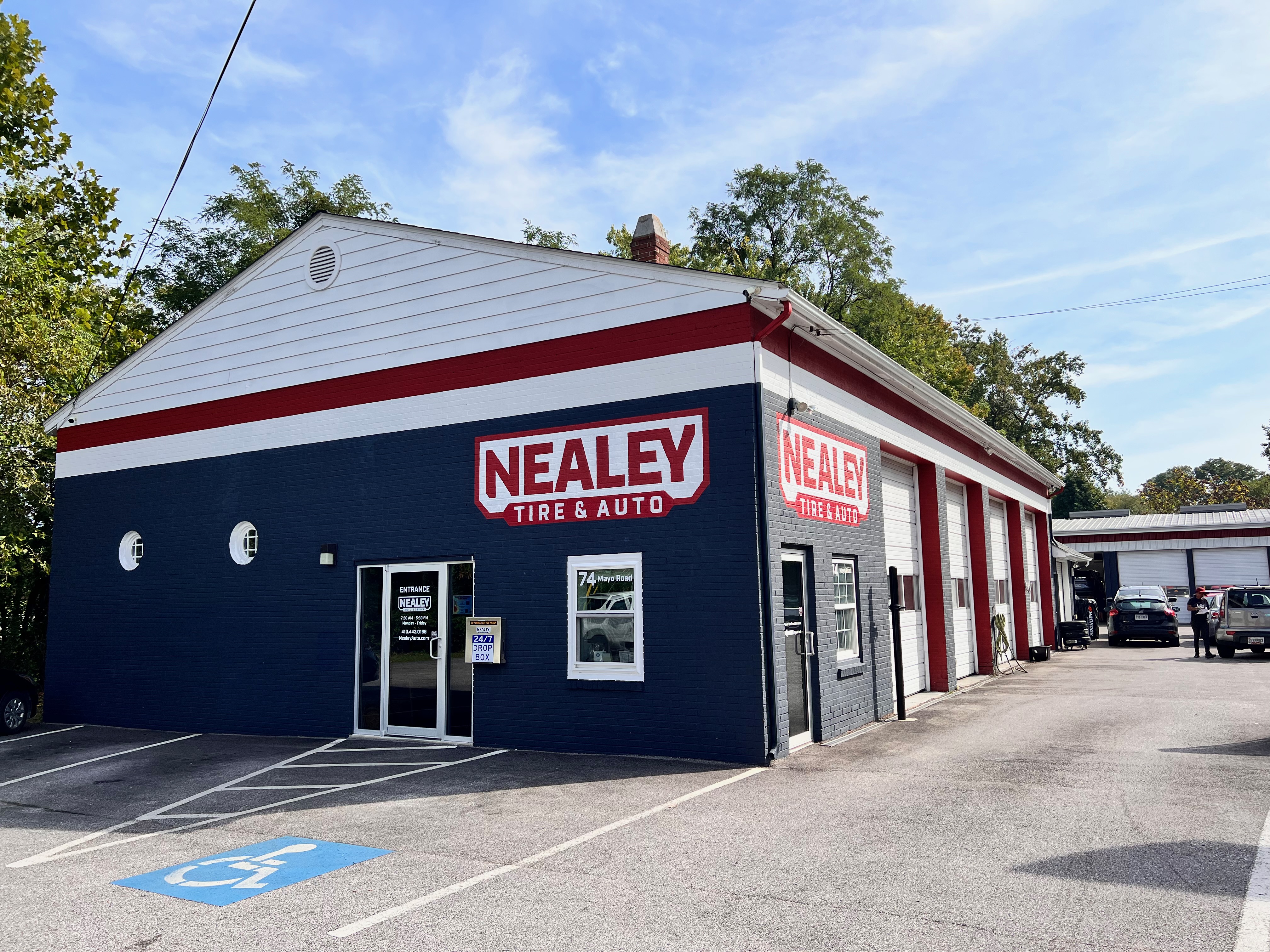 Edgewater Shop - Nealey Tire & Auto